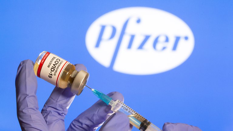 Los 8 datos más relevantes sobre la vacuna de Pfizer contra la COVID-19