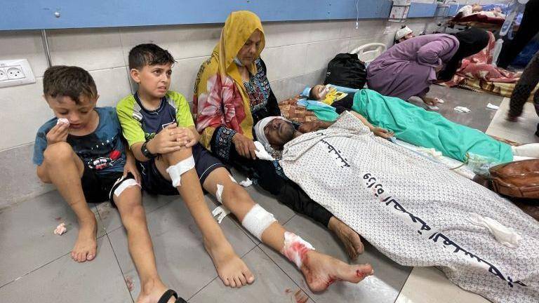 6 claves para entender la crítica situación del hospital Al Shifa, el más grande de Gaza