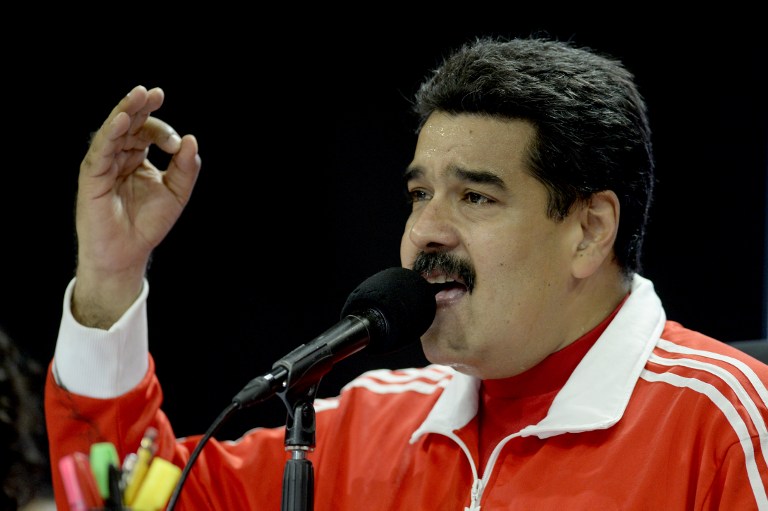 Maduro afirma que de la victoria del chavismo &quot;depende la paz&quot; de Venezuela