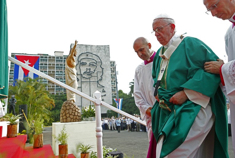 El papa Francisco llama a los cubanos a &quot;servir&quot; sin ideología