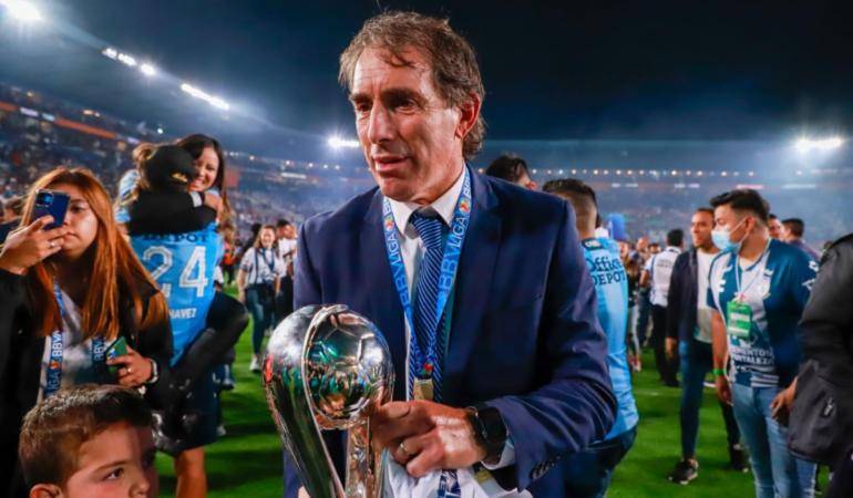 En la temporada 2022, Guillermo Almada con el Pachuca, llegó a la final del Clausura y quedó campeón del torneo Apertura, con el ecuatoriano Romario Ibarra en su plantilla.