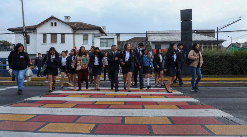 Las clases presenciales se suspenden en todos los centros educativos de Quito el 25 de septiembre