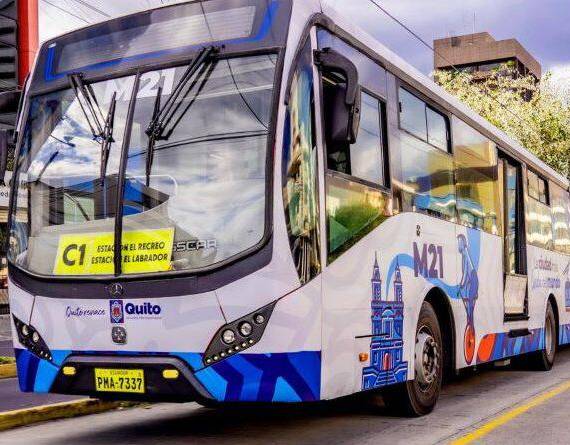 Unidad del Trolebús que cubre la ruta El Recreo - El Labrador.