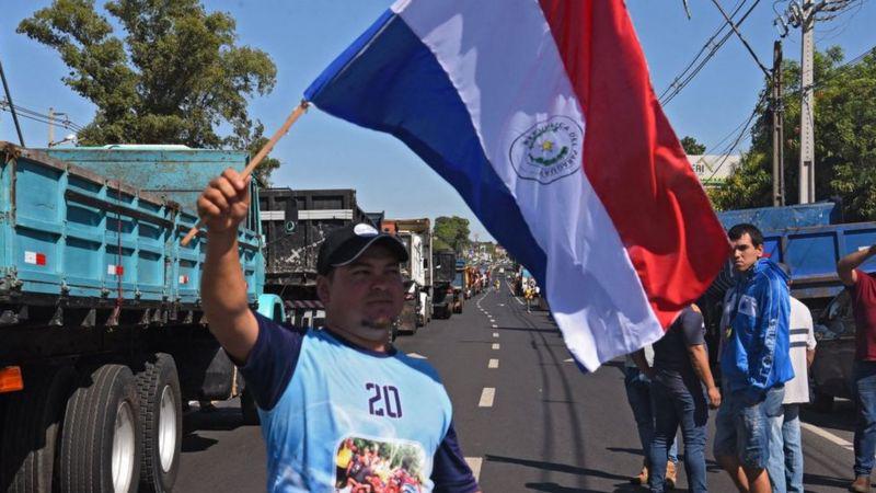 3 grietas de la alabada economía de Paraguay