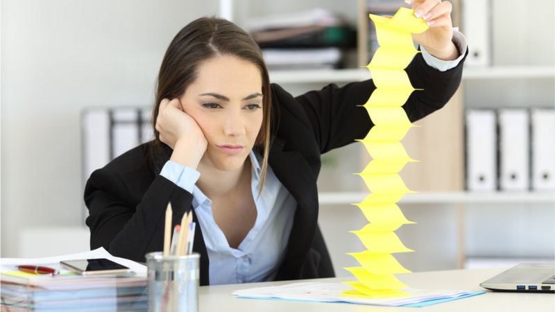 4 preguntas clave que pueden ayudarte a dejar de procrastinar