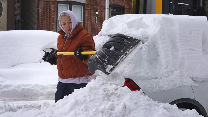 Texas: la gigantesca tormenta de nieve que afecta al sur de EE.UU.