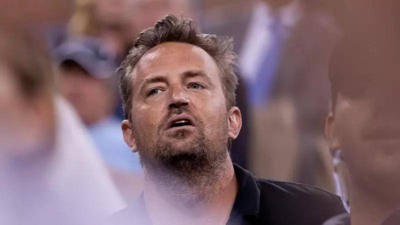 Un médico se declaró culpable de la muerte de Matthew Perry, el caso avanza