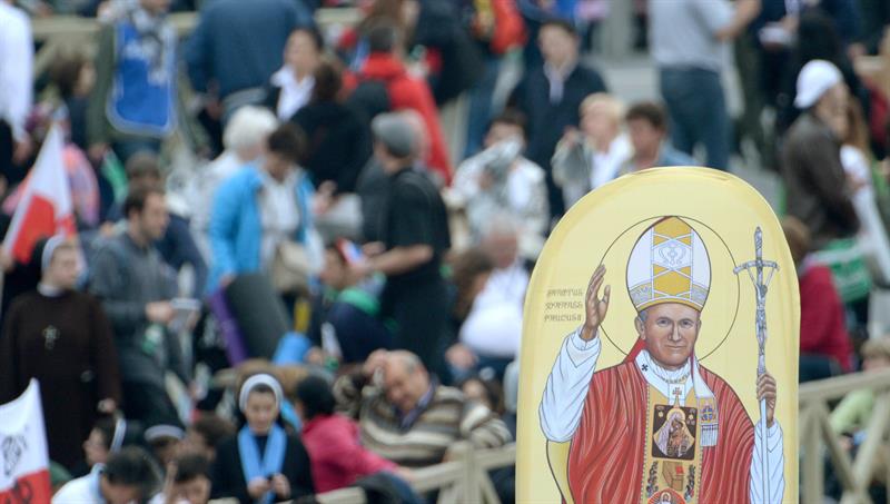 Polonia ya reza a su nuevo santo: el patrón de los polacos libres