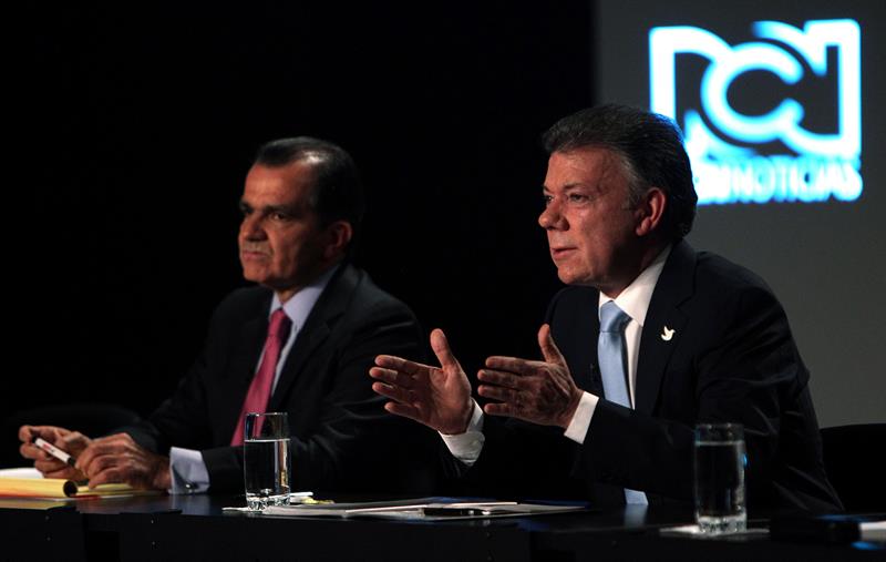 Los escándalos y la paz dominaron primer debate de candidatos colombianos