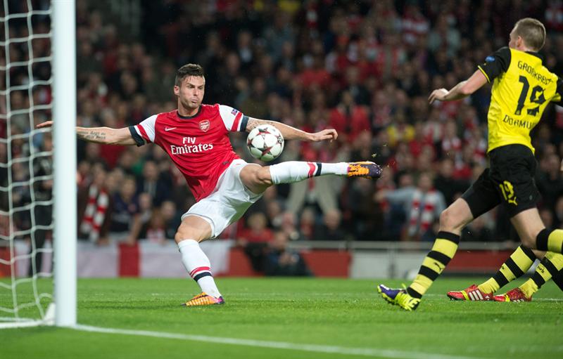 El Borussia de Lewandowski frena en casa al Arsenal de Özil