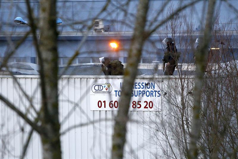 Muere el autor del secuestro en un supermercado judío de París