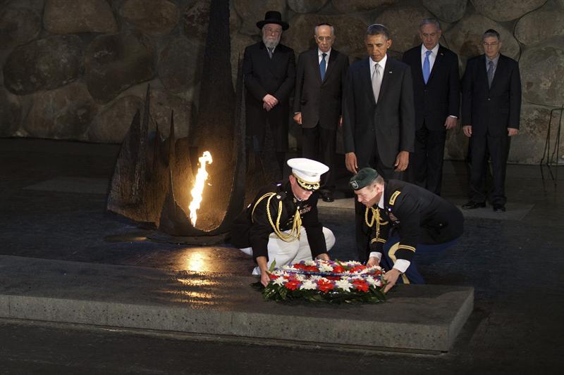 Obama visitó el memorial del Holocausto