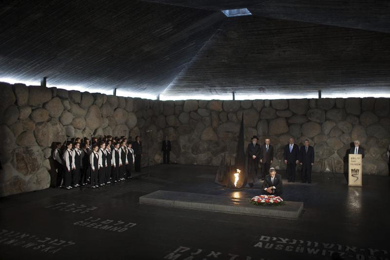 Obama visitó el memorial del Holocausto