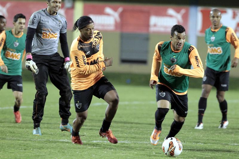 Olimpia va a por la hazaña ante el Mineiro de Ronaldinho