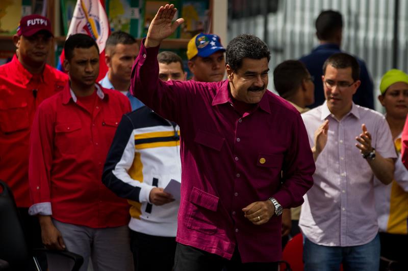 Venezuela: Maduro amenaza con encarcelar a opositores por “juicio político”