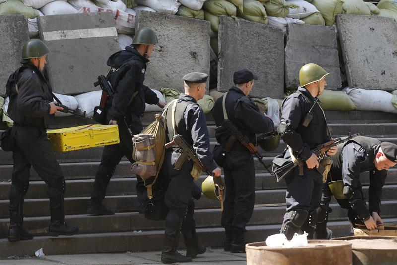 Ucrania se debate entre una insurrección armada y la guerra civil