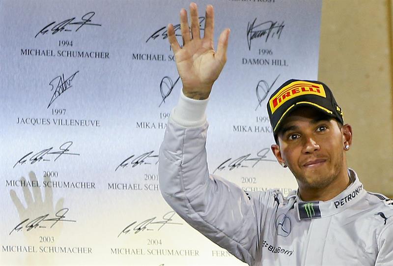 Hamilton quiere tercer triunfo consecutivo