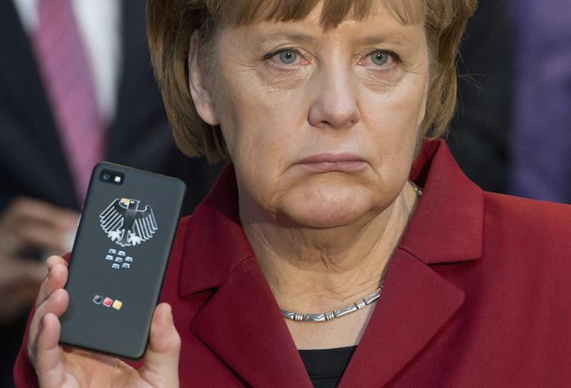 EE.UU. niega haber espiado el teléfono de Angela Merkel