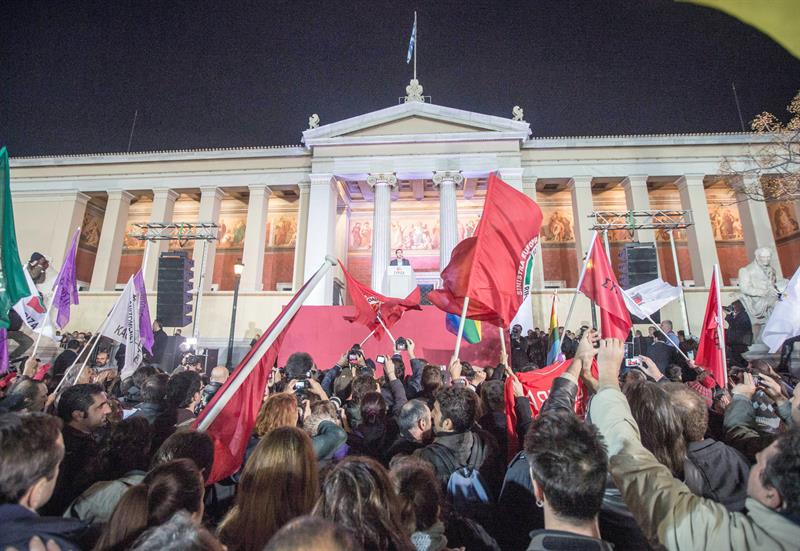 Dos extremos políticos con un perfil económico común gobernarán Grecia