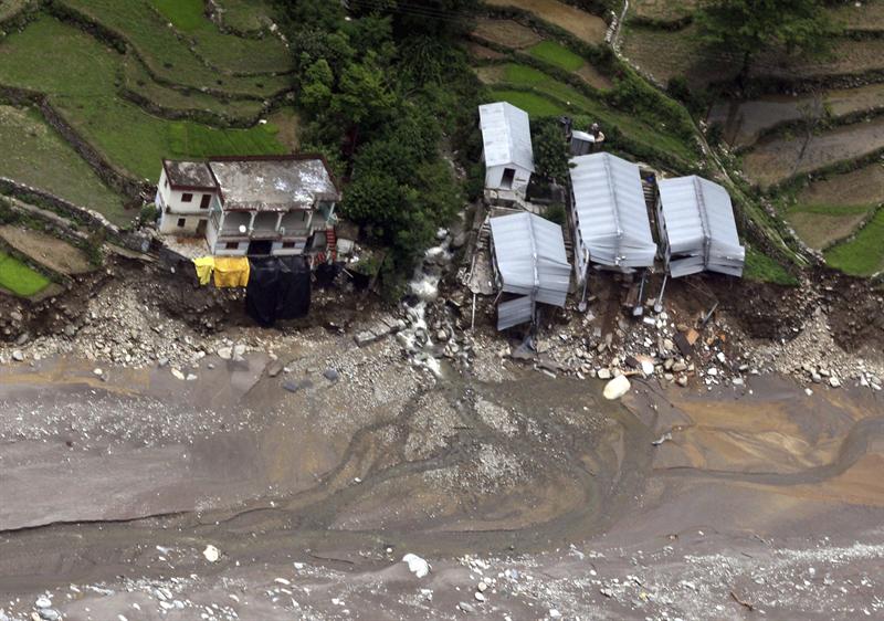 Las inundaciones en India han matado a más de un millar de personas