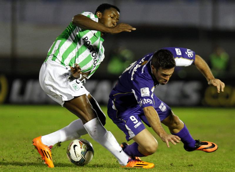 Defensor de Uruguay completa las semifinales de Copa Libertadores