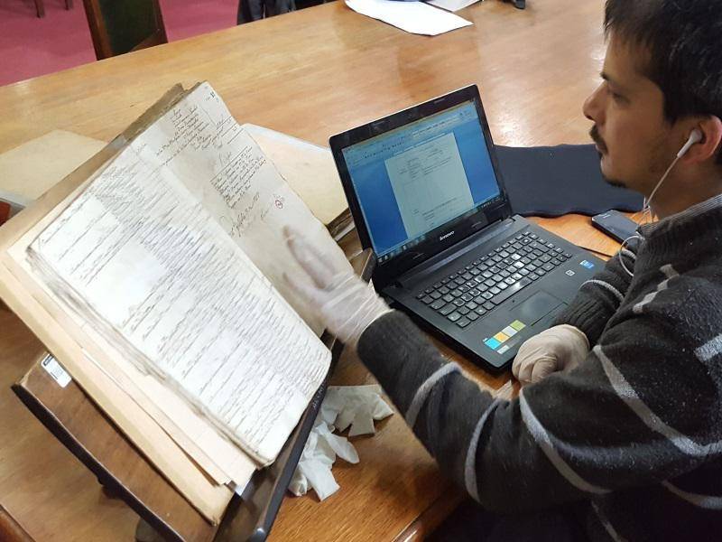 Ecuador pone su archivo documental histórico en la web