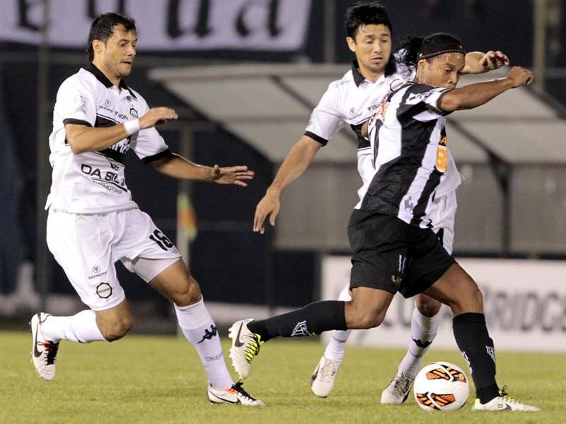 Olimpia saca buena diferencia en la ida de la final de la Libertadores