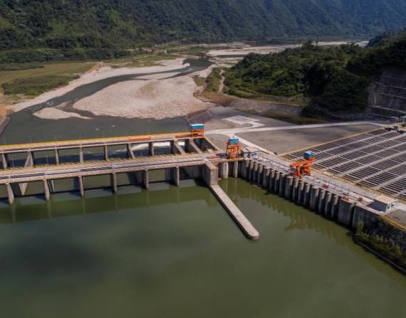 Ecuador: La hidroeléctrica Coca Codo Sinclair baja su producción por falta de agua