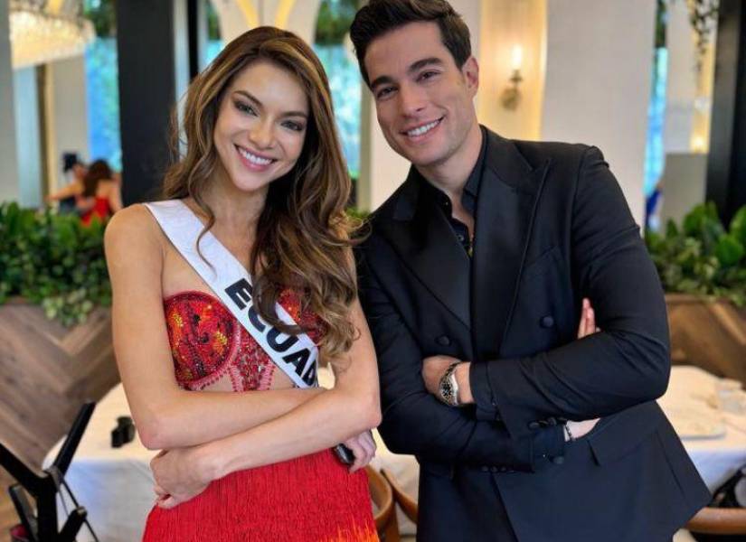 Fotografía publicada por el actor Danilo Carrera junto a la Miss Universo Ecuador, Mara Topic