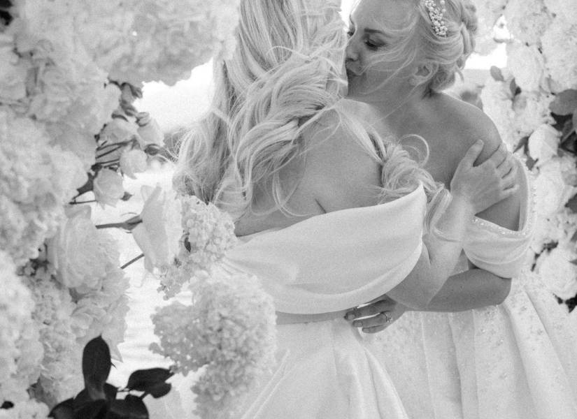 Imágenes de la boda entre Rebel Wilson y Ramona Agruma.