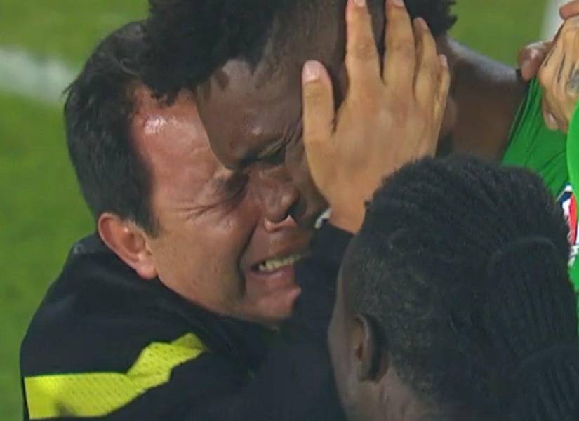 Domínguez llora tras quedar campeón