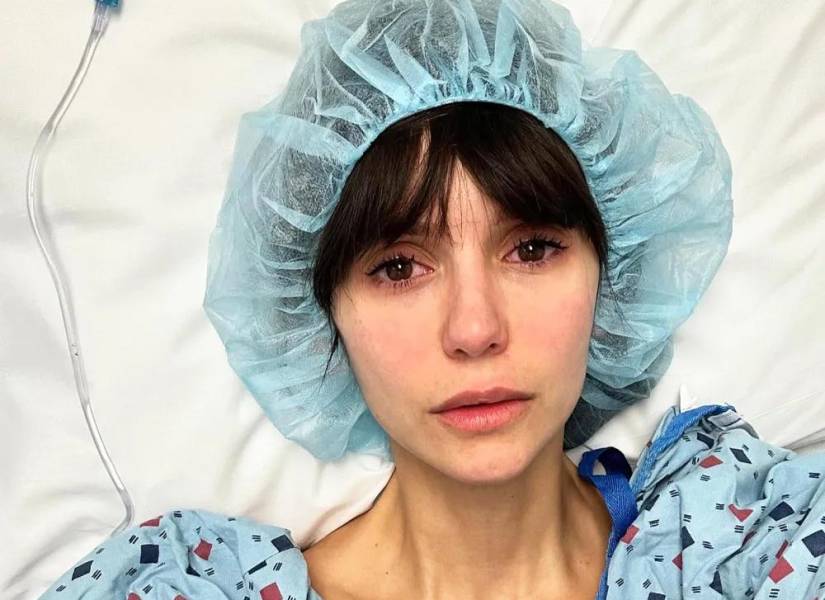 Imagen de Nina en el hospital, después de salir de quirófano.