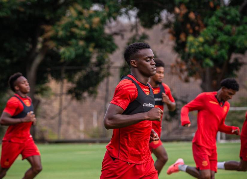 Después de dos días de vacaciones, el plantel de Barcelona SC retornó a los entrenamientos.