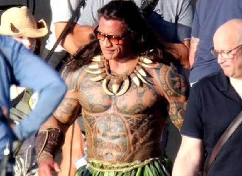 Fotografía del actor Dwayne Johnson en el live action de Moana