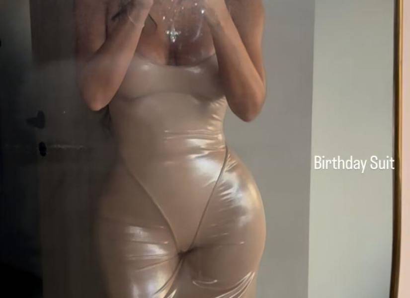 Fotografía del vestido Diesel de Kim Kardashian para su cumpleaños