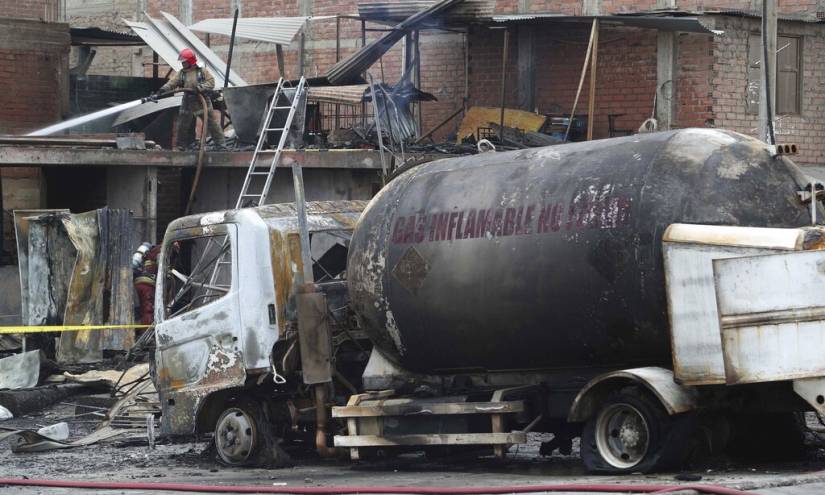 Dos Muertos Y Más De 30 Heridos Por Explosión De Camión De Gas En Lima