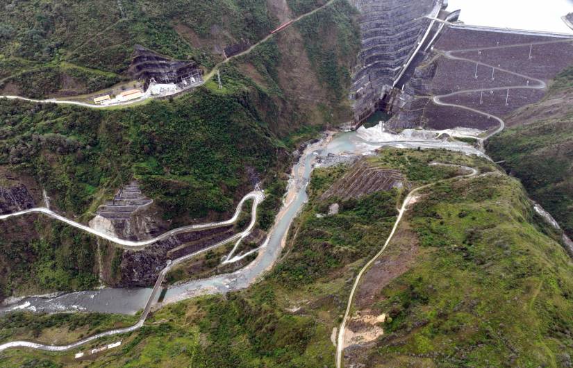 El embalse en la hidroeléctrica Mazar se encuentra en niveles críticos.