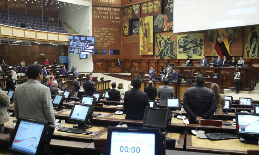 Debate del proyecto Ley que Regula el Uso de la Fuerza se retomará el ...