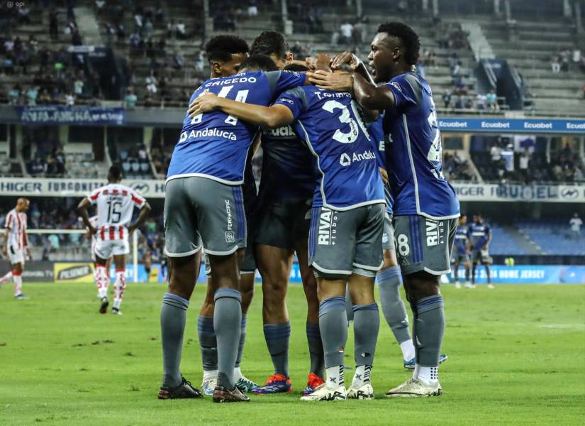 Emelec venció a Técnico Universitario el 22 de septiembre.