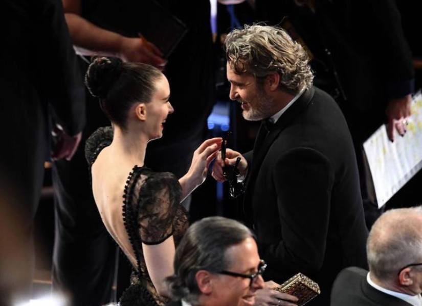 Joaquin Phoenix y Rooney Mara