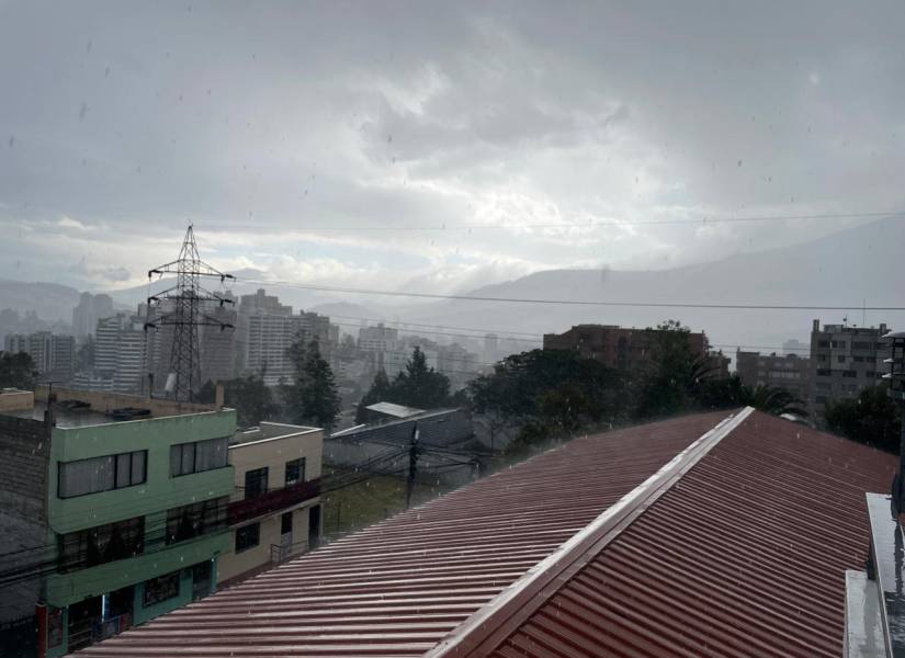 La lluvia en el centro-norte de la capital.