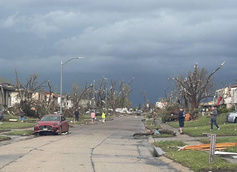 Múltiples tornados causan destrucción y dejan, al menos, dos muertos, en Oklahoma