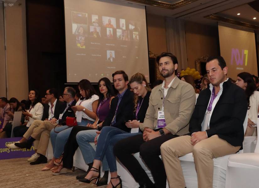 Diana Jácome, Esteban Torres, Sade Fristschi y Niels Olsen, en la convención de ADN de este 9 de agosto del 2024 en Quito.