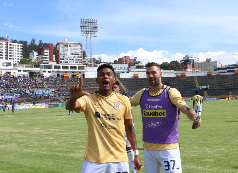 Universidad Católica venció por 2-0 a Emelec en la Liga Pro.