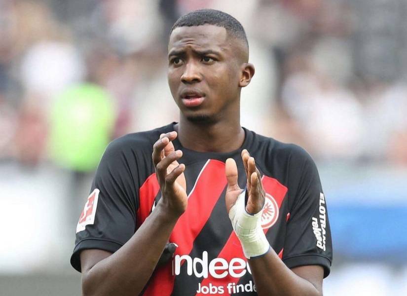 William Pacho firmará por el PSG este jueves 8 de agosto.