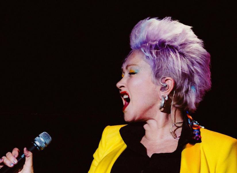 Cyndi Lauper durante un concierto en Australia.