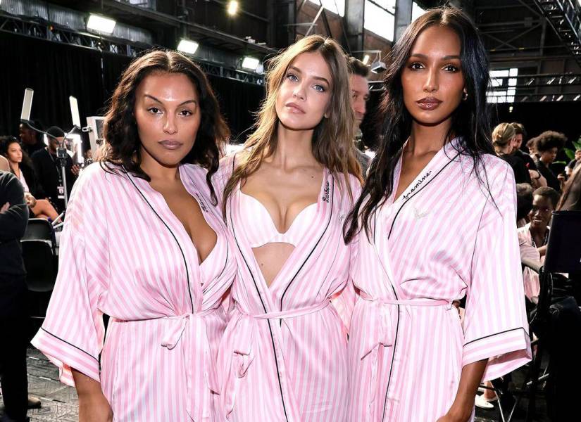 Tres de las ángeles escogidas para el Victoria's Secret Fashion Show.