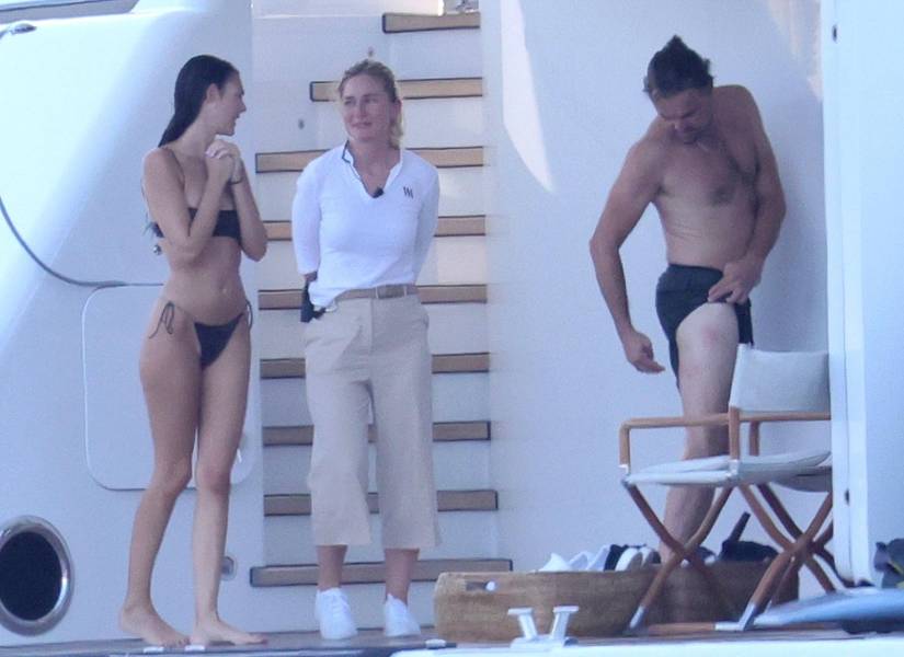 Leonardo DiCaprio sufre una picadura de medusa mientras estaba en el mar con su novia Vittoria Ceretti y amigos famosos a bordo de un yate en Cerdeña.