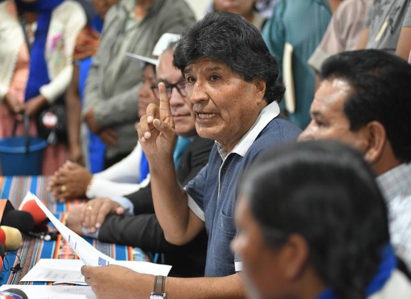 El expresidente Evo Morales (2006-2019) habla en una rueda de prensa este viernes, en Cochabamba (Bolivia).