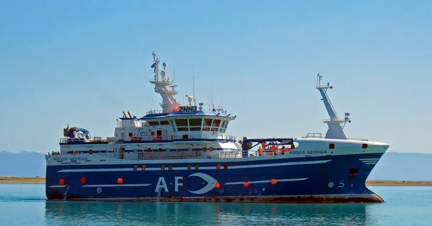 Tragedia en las Islas Malvinas: Naufragio de pesquero deja tres muertos